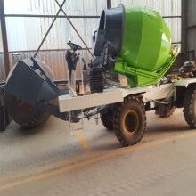 福建南安自上料搅拌车小型世界杯线上平台搅拌车